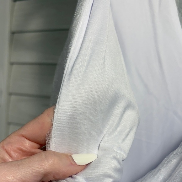 Elegant White Tiered Juniors Dress - Picture 5 of 6